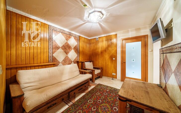 2-этажный коттедж 350 м² с отделкой
