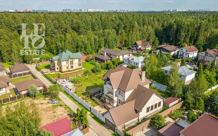 2-этажный коттедж 1 028 м² с отделкой