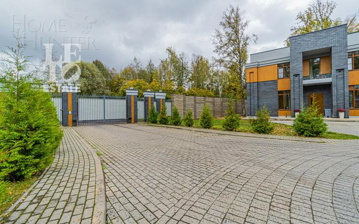 2-этажный коттедж 265 м² без отделки