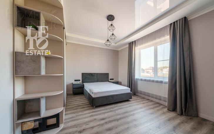 2-этажный коттедж 244 м² с отделкой