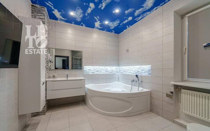 2-этажный коттедж 244 м² с отделкой