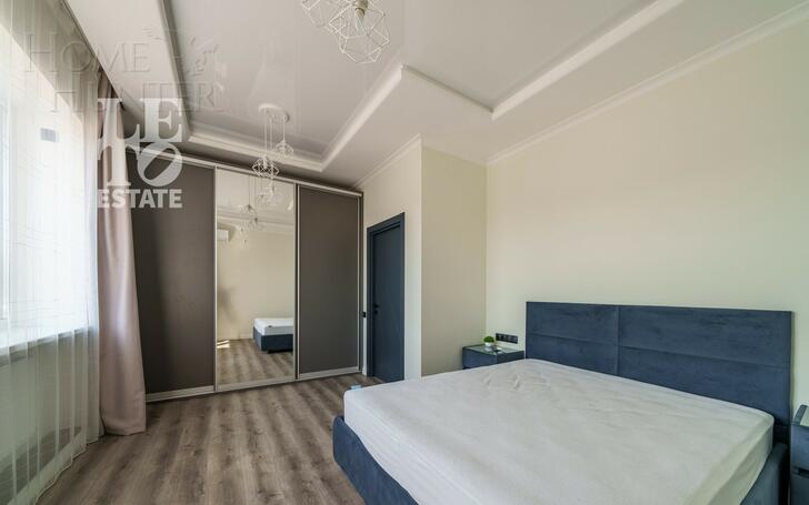 2-этажный коттедж 244 м² с отделкой