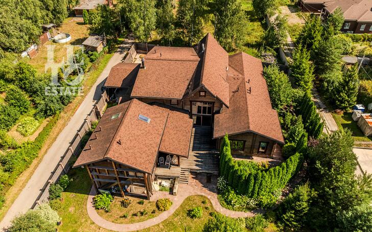 2-этажный коттедж 600 м² с отделкой