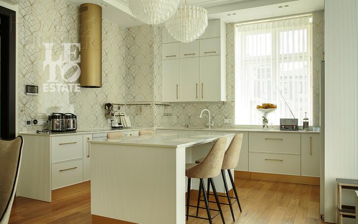 2-этажный коттедж 1 200 м² с отделкой