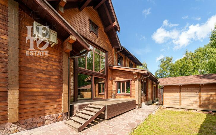 2-этажный коттедж 600 м² с отделкой