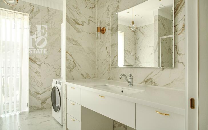 2-этажный коттедж 1 200 м² с отделкой