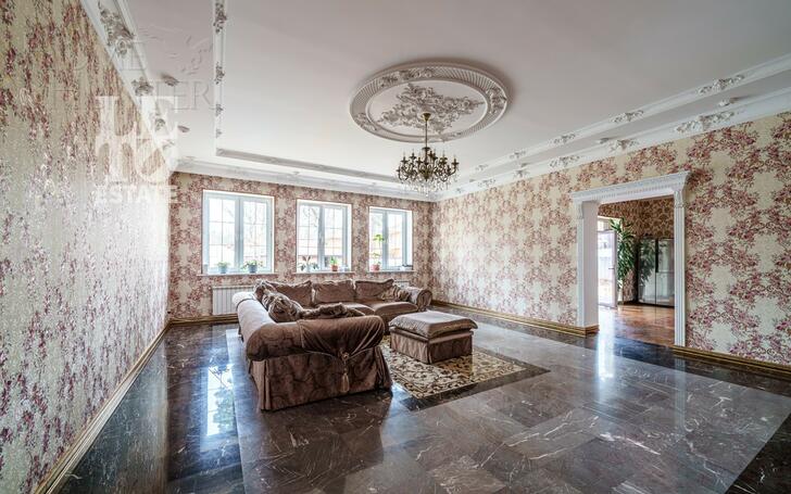 2-этажный коттедж 290 м² с отделкой
