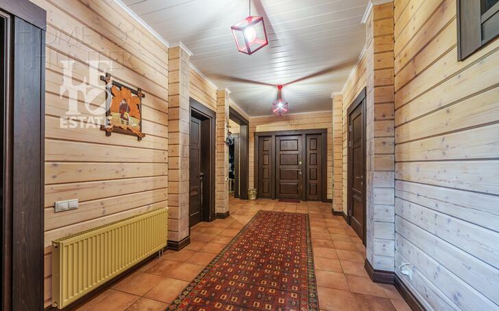 2-этажный коттедж 600 м² с отделкой