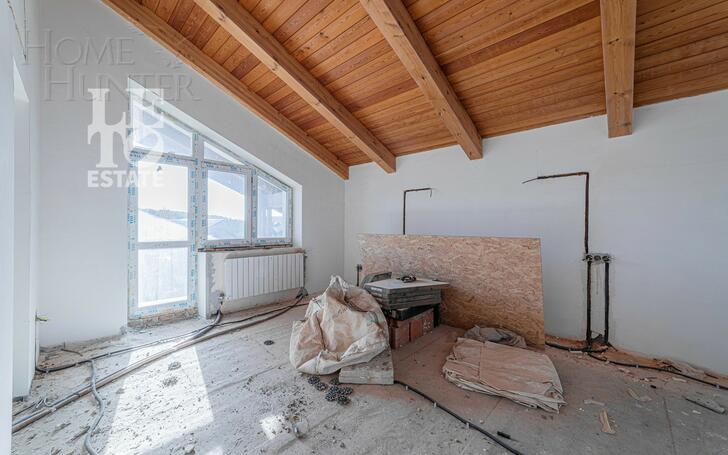 3-этажный коттедж 690 м² без отделки