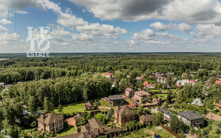 2-этажный коттедж 600 м² с отделкой