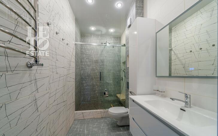 2-этажный коттедж 244 м² с отделкой