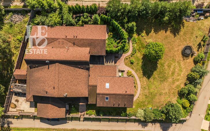2-этажный коттедж 600 м² с отделкой