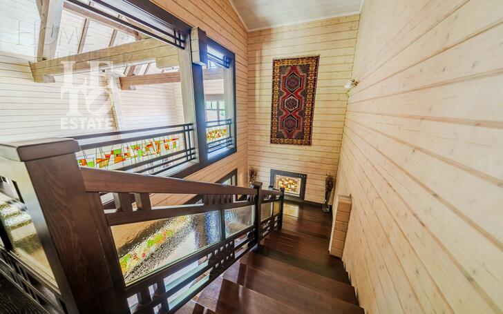 2-этажный коттедж 600 м² с отделкой