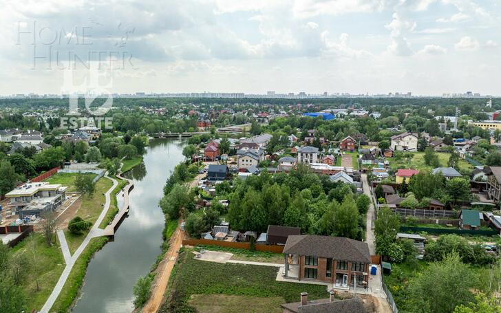 2-этажный коттедж 398.2 м² без отделки