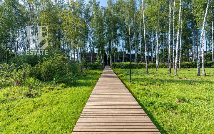 2-этажный коттедж 691.4 м² без отделки