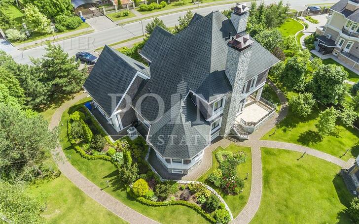 2-этажный коттедж 650 м² с отделкой