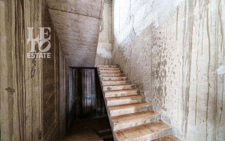 2-этажный коттедж 691.4 м² без отделки