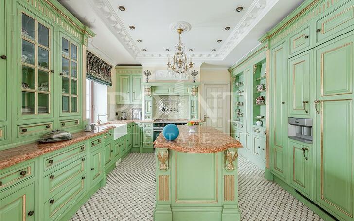 2-этажный коттедж 650 м² с отделкой