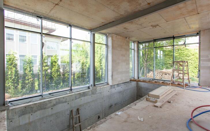 3-этажный коттедж 1 220 м² без отделки