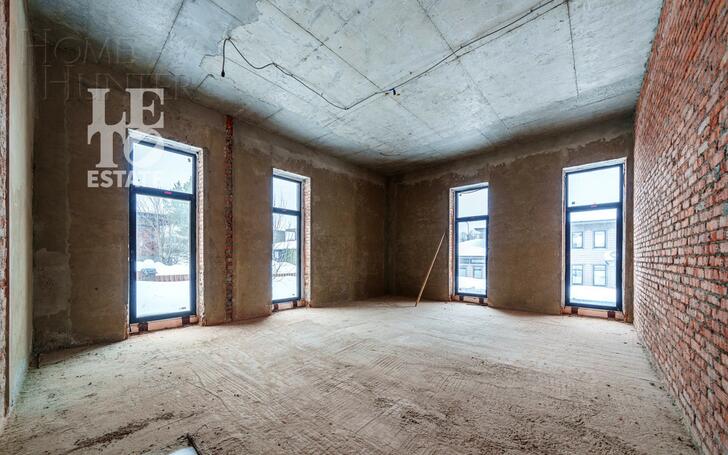 2-этажный коттедж 691.4 м² без отделки