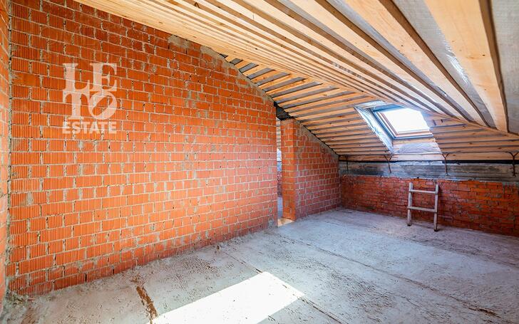 2-этажный коттедж 1 050 м² без отделки