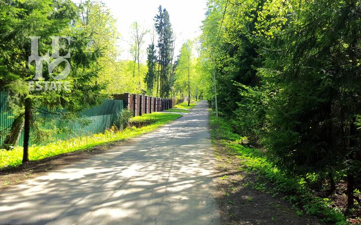 Участок 70.38 сот. в охраняемом поселке