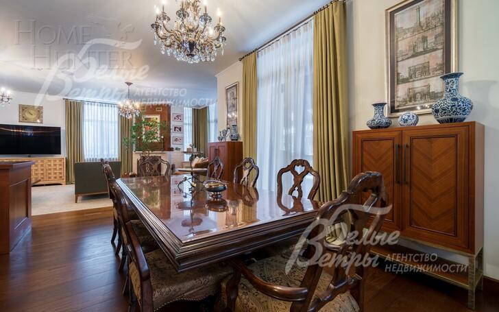 2-этажный коттедж 2 200 м² с отделкой
