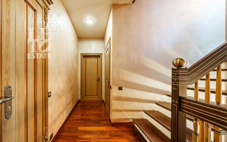 2-этажный коттедж 440.2 м² с отделкой