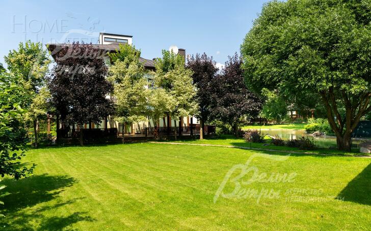 2-этажный коттедж 2 200 м² с отделкой