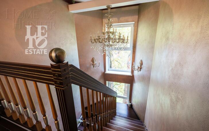 2-этажный коттедж 440.2 м² с отделкой