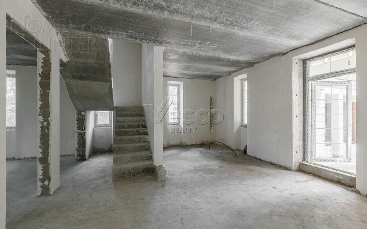 2-этажный коттедж 280 м² без отделки