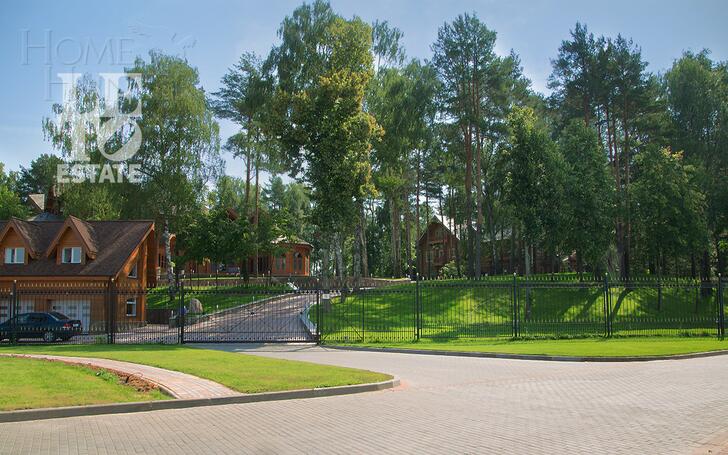 Участок 70 сот. в охраняемом поселке