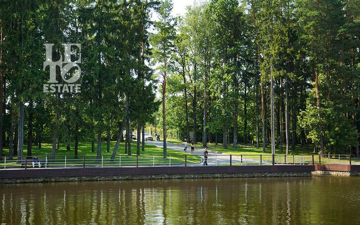 Участок 30.68 сот. в охраняемом поселке