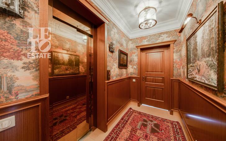 3-этажный коттедж 553.6 м² с отделкой
