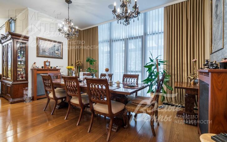 2-этажный коттедж 2 200 м² с отделкой