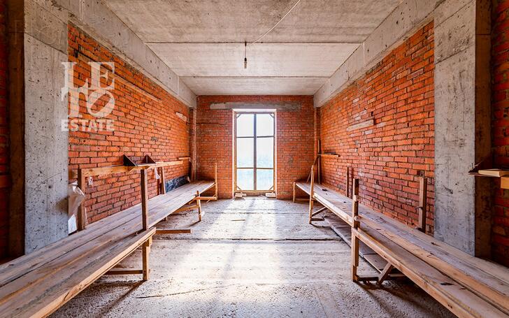 2-этажный коттедж 1 050 м² без отделки