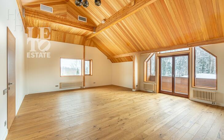3-этажный коттедж 600 м² с отделкой