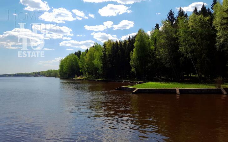 Участок 70.38 сот. в охраняемом поселке