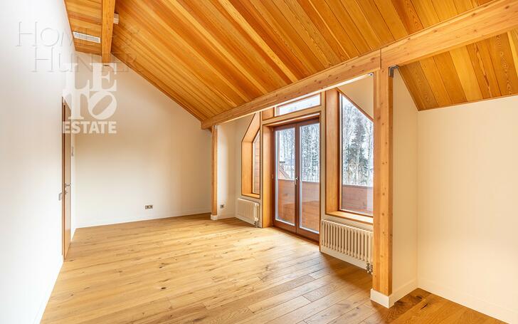3-этажный коттедж 600 м² с отделкой