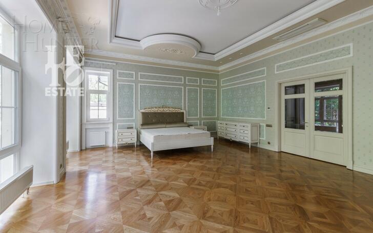 2-этажный коттедж 1 556 м² с отделкой