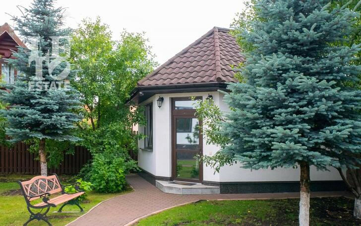 2-этажный коттедж 1 350 м² без отделки