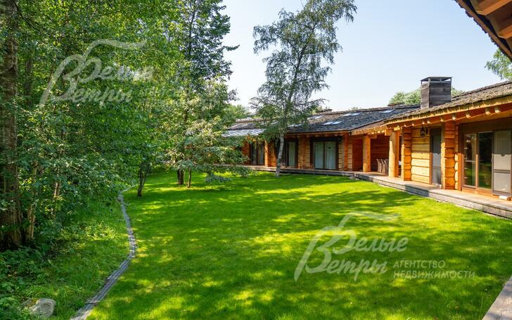 2-этажный коттедж 2 200 м² с отделкой