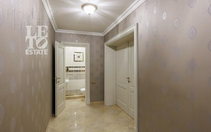 2-этажный коттедж 1 556 м² с отделкой