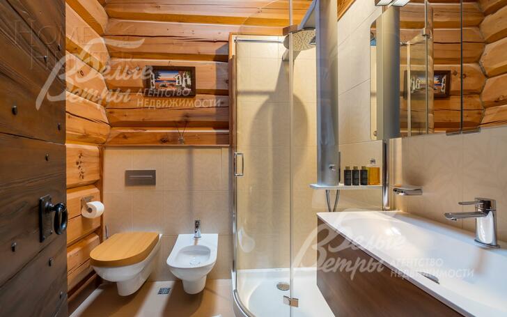 2-этажный коттедж 2 200 м² с отделкой