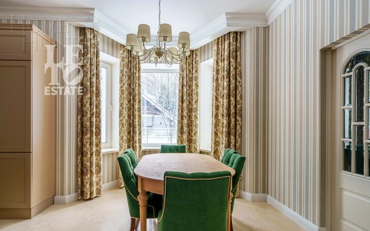 3-этажный коттедж 600 м² с отделкой