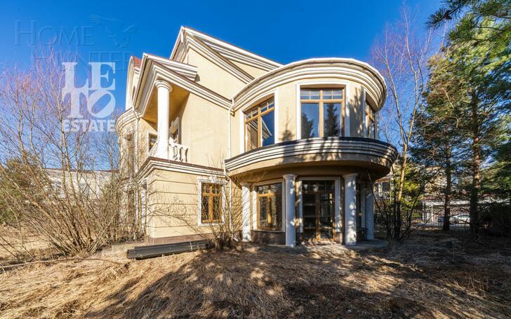 2-этажный коттедж 600 м² без отделки