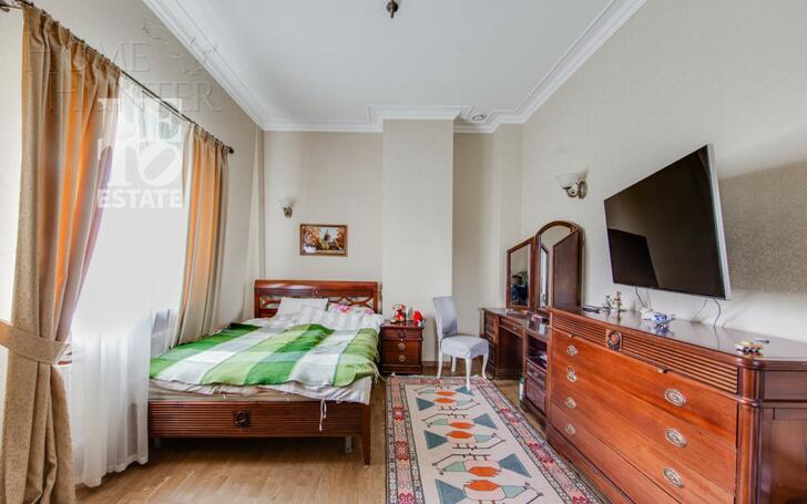 3-этажный коттедж 553.6 м² с отделкой