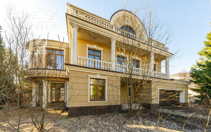 2-этажный коттедж 600 м² без отделки