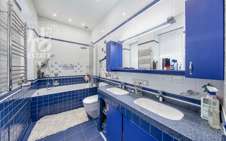 3-этажный коттедж 553.6 м² с отделкой