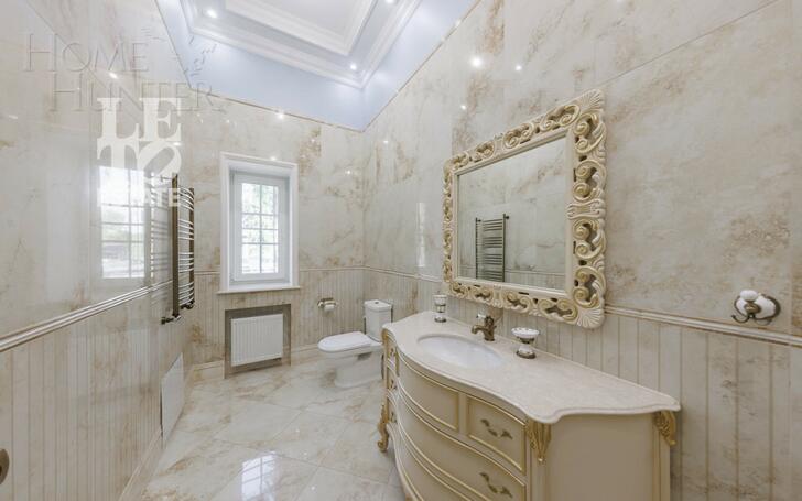 2-этажный коттедж 1 556 м² с отделкой